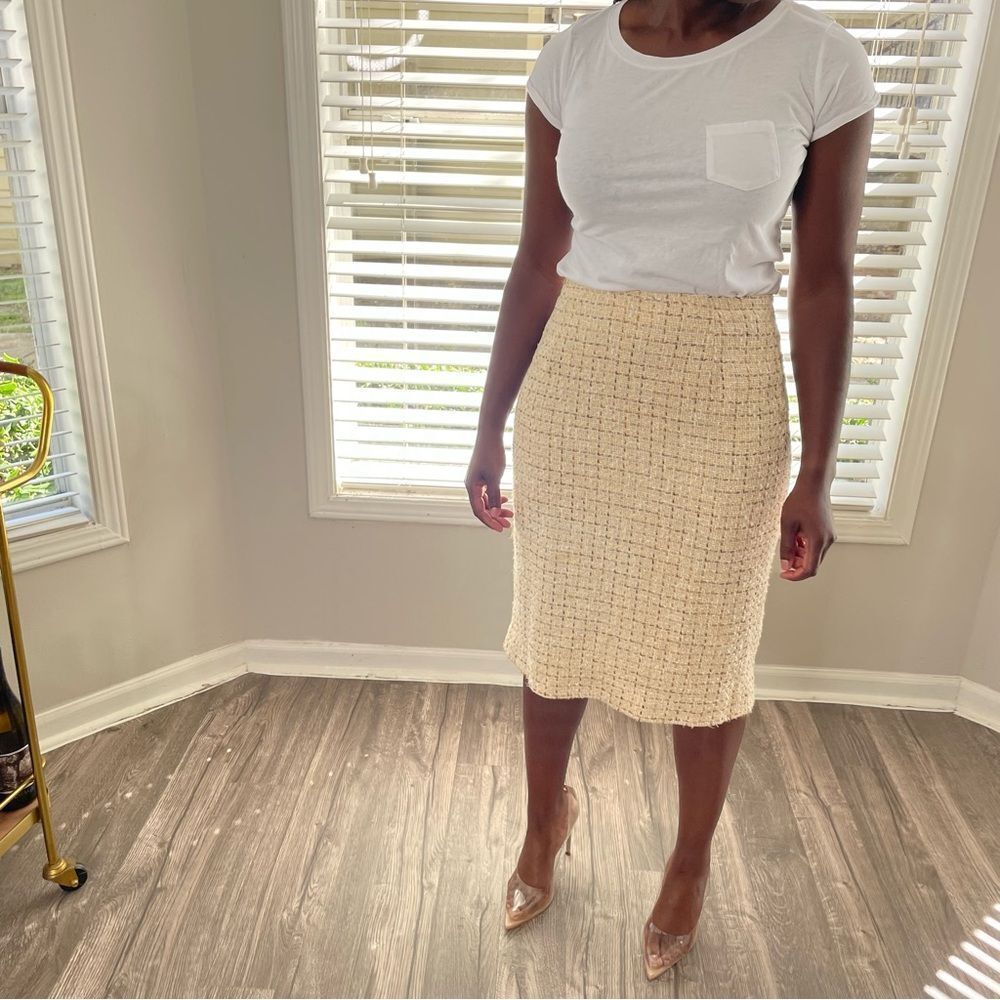 Oscar de la Renta Vintage Tweed Blazer and Pencil Skirt Suit - Picture 8 of 15